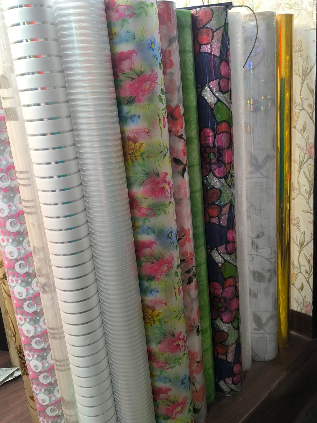 Shopping Mall Glass Divider Geometric Pattern Sticker